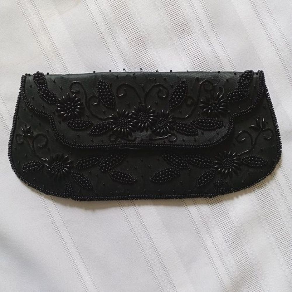 Beaded sunflower clutch *as is*